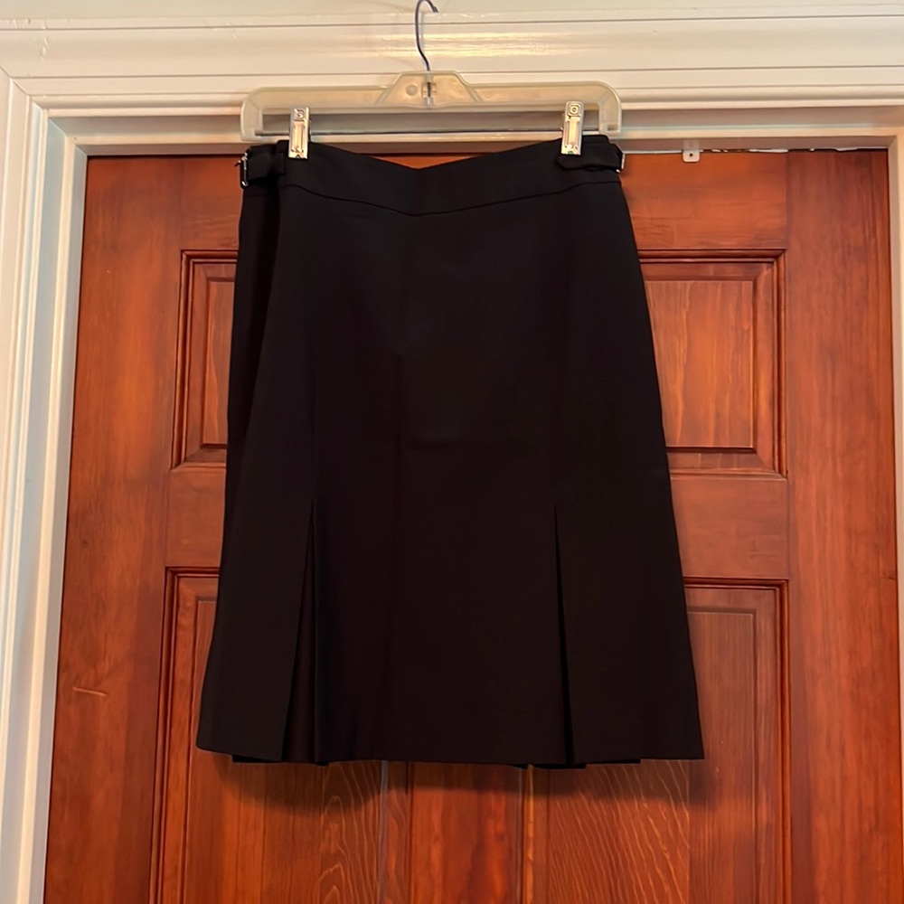 Black skirt